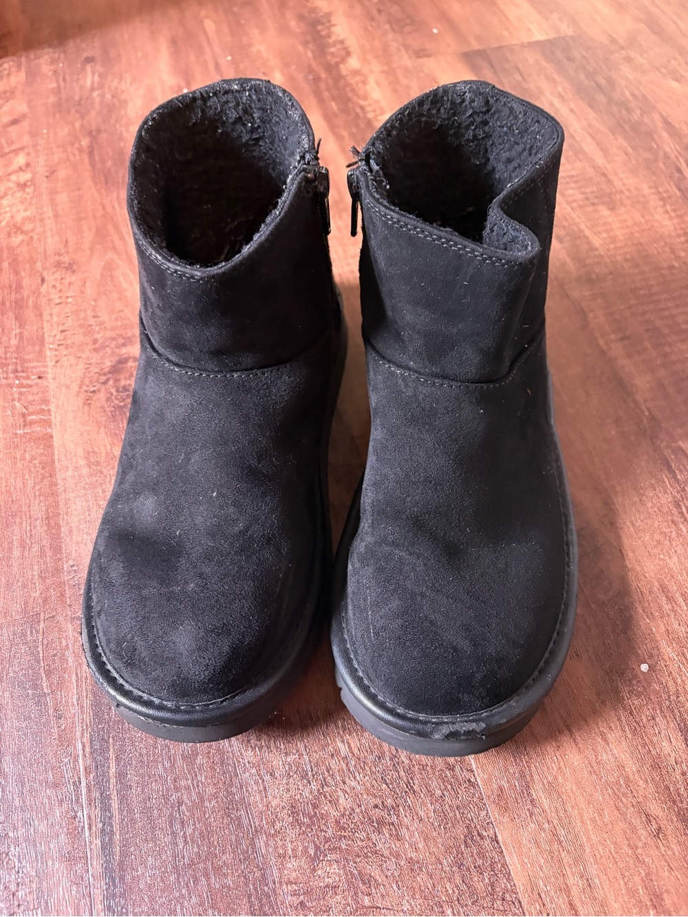 Universal Thread Kids Size 6 Black Suede Winter Ankle Boots - Plush Lined